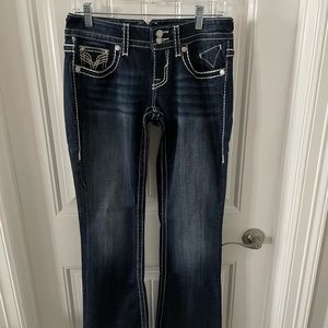 Vigoss brand jeans. Great condition with awesome stitching detail.